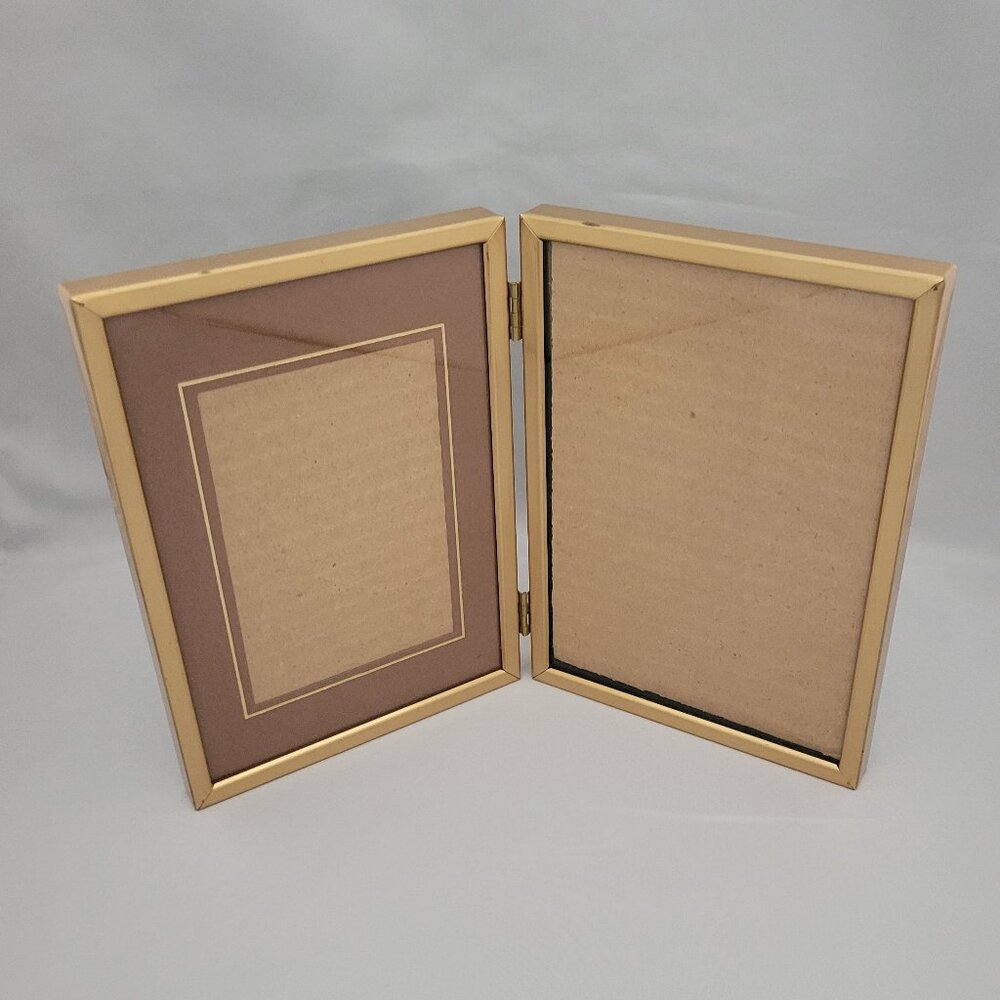 Vtg MCM Gold Tone Metal Bi-Fold Double Hinge Photo Picture Frame 5x7" Tabletop
